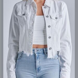 HIDDEN JEANS
RAW HEM DENIM JACKET worn and washed once.. it’s a little wrinkly 🙈